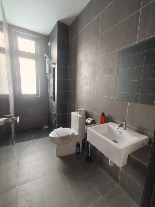 2308 8scape New Big Pool By Apartment Johor Bahru
